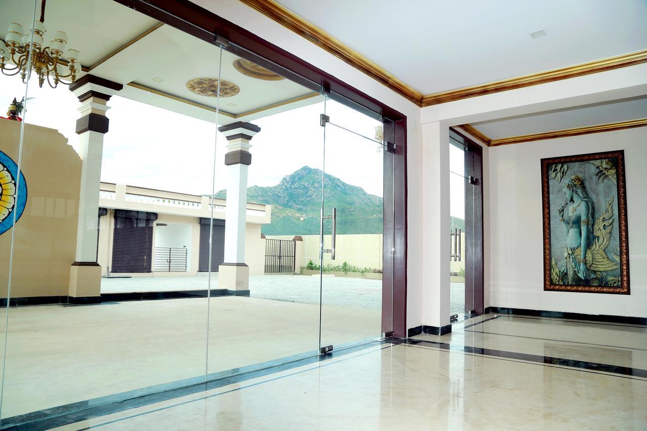 Athena Hotel Tiruvannámalaj Kültér fotó