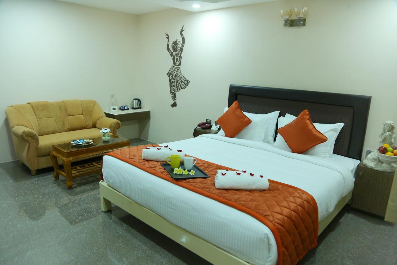 Athena Hotel Tiruvannámalaj Kültér fotó