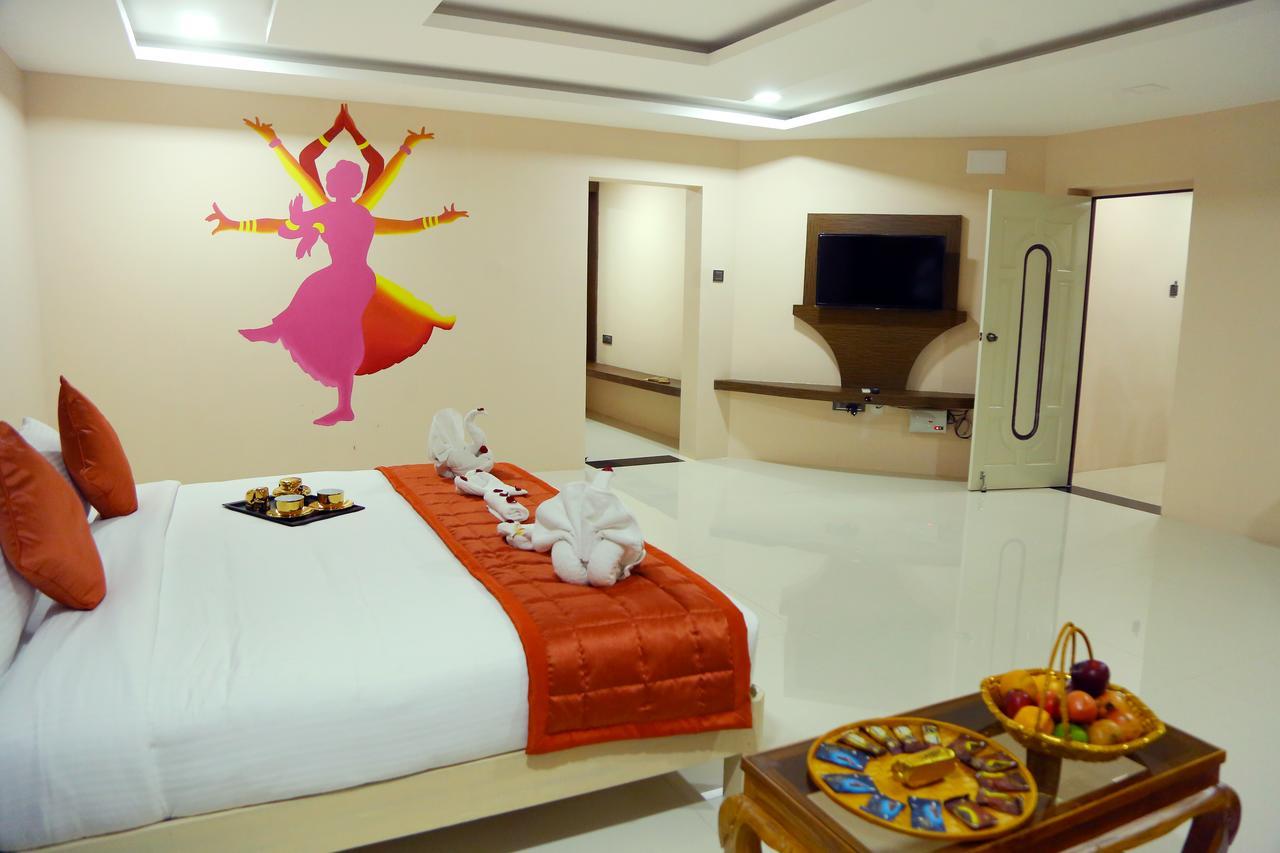 Athena Hotel Tiruvannámalaj Kültér fotó